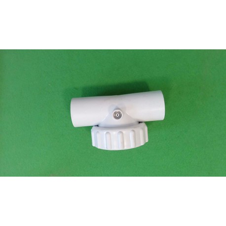 Connecting T-piece to the Ideal Standard pump