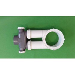 Teil des Siphons einer Whirlpool-Badewanne von Ideal Standard