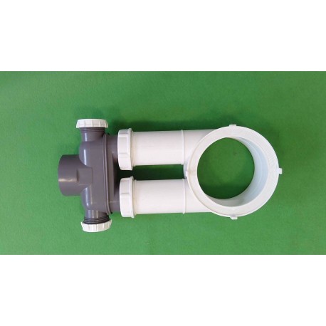 Part of the siphon of an Ideal Standard whirlpool bath