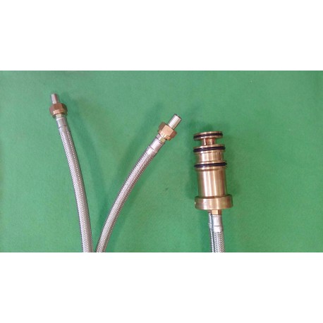Flexi tubing A861140NU with Ideal Standard seat