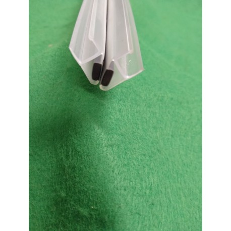 Rohové magnetické lišty sprchového koutu Ideal Standard