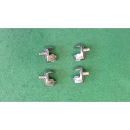 Chrome shelf holders 3 Ideal Standard