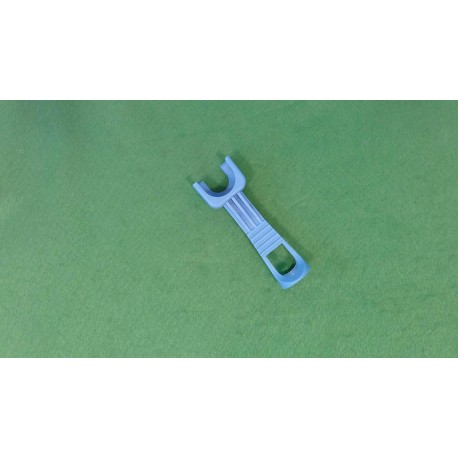 The key to the Ideal Standard quick coupler