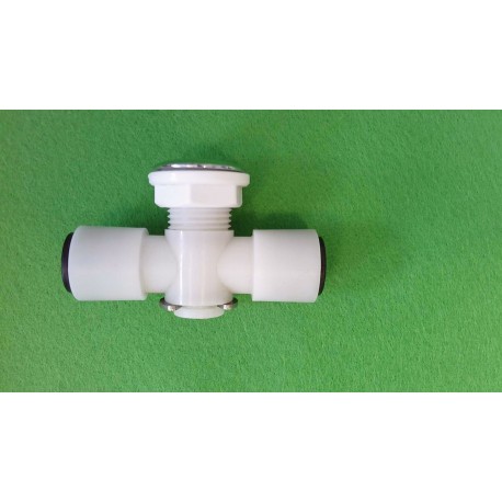 Hose connector including Ideal Standard nozzle